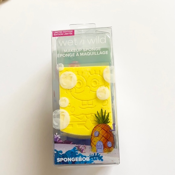 Wet n Wild x Spongebob Makeup Sponge - Picture 3 of 5